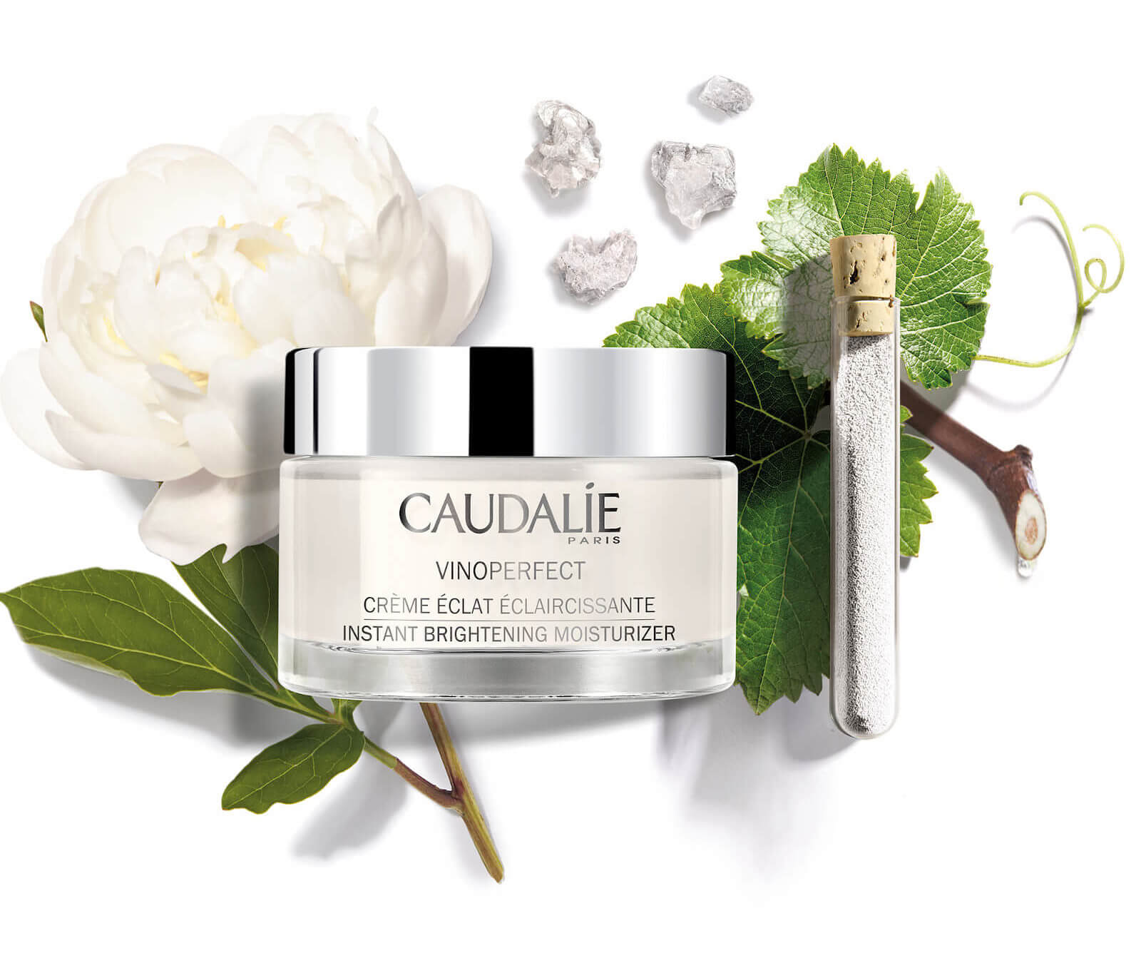 Caudalie Vinoperfect Brightening Glycolic Night Cream 15 ml  ไนต์ครีมที่ช่วยผลัดผิวหมองคล้ำ เผยความกระจ่างใสในยามค่ำคืนเพื่อเช้าอันสดใส และรอยด่างดำจะดูลดลง สีผิวจะสม่ำเสมอยิ่งขึ้นเมื่อใช้เป็นประจำในทุกค่ำคืนก่อนนอน