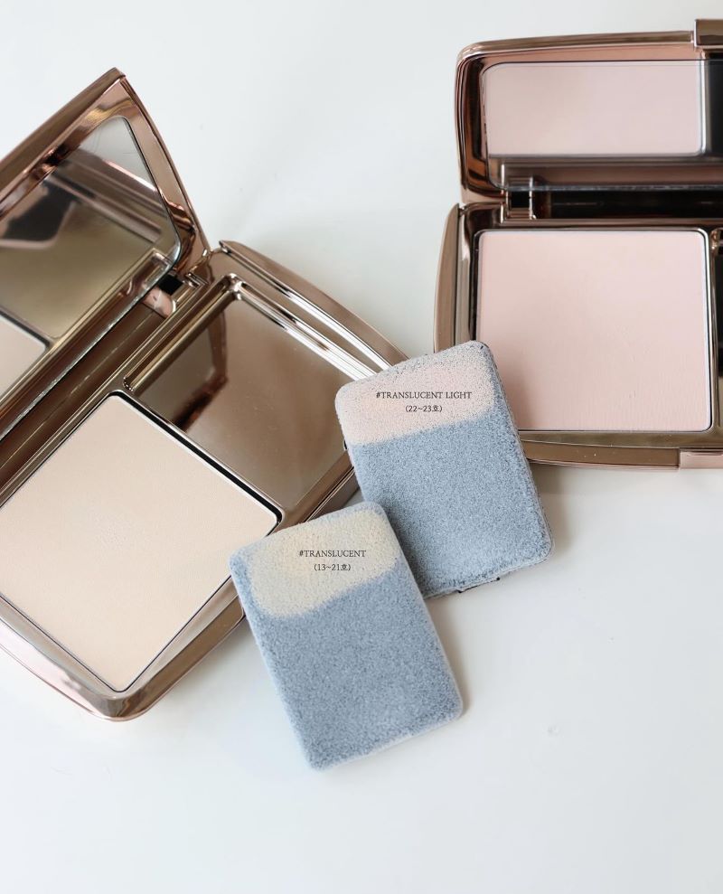 Hourglass Vanish Airbrush Pressed Powder 10.5g #Translucen , Hourglass ,  Hourglass แป้งพัฟฟ์ , Hourglass แป้งฝุ่นอัดแข็ง , Hourglass แป้งแต่งหน้า , Hourglass Vanish Airbrush Pressed Powder 10.5g #Translucen รีวิว , Hourglass Vanish Airbrush Pressed Powder 10.5g #Translucen ราคา